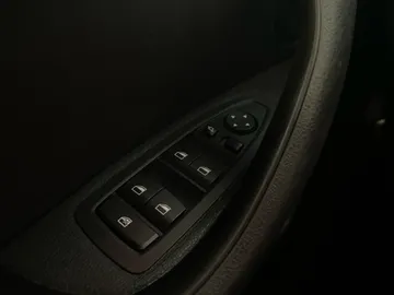 2018 BMW X2 - image 27