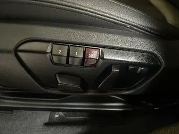 2018 BMW X2 - image 18