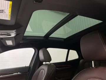 2019 BMW X2 - image 6
