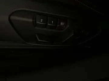 2019 BMW X2 - image 17