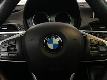 2019 BMW X2 - image 19