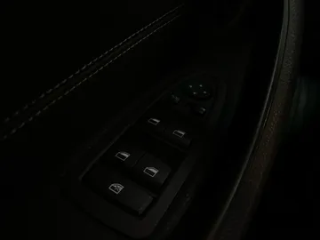 2019 BMW X2 - image 23