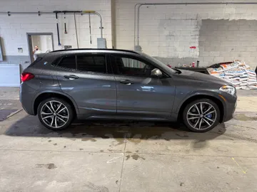 2021 BMW X2 - image 4