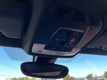 2021 BMW X2 - image 30