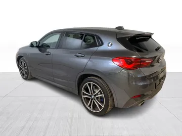 2020 BMW X2 - image 6