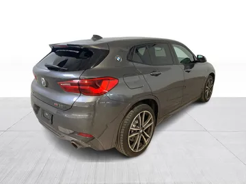 2020 BMW X2 - image 8