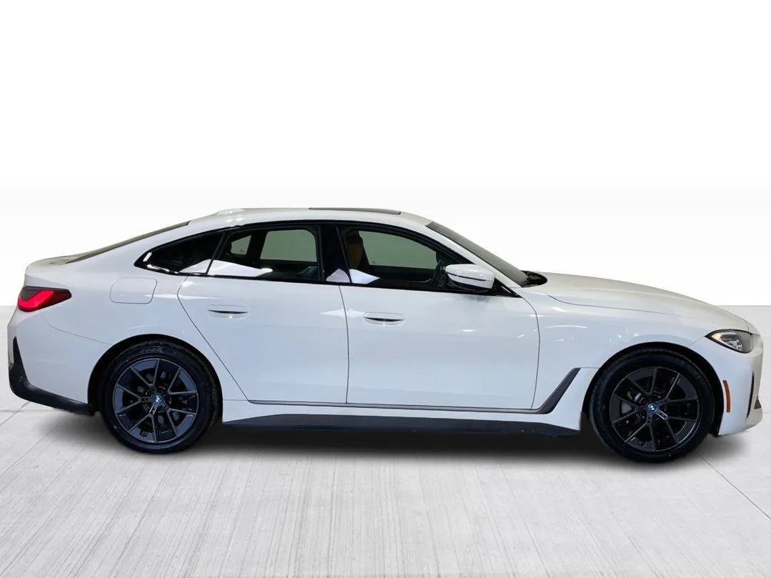 2023 BMW I4 — photo 2
