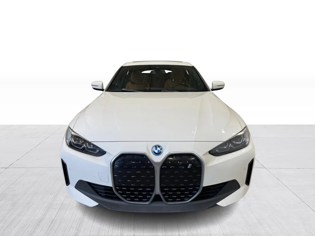 2023 BMW I4 — photo 8