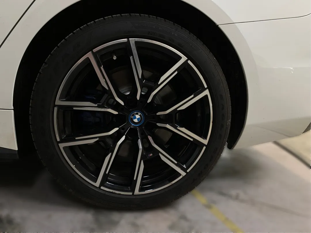 2022 BMW I4 eDrive40, photo 6