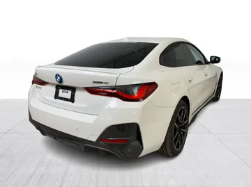 2022 BMW I4 - image 15