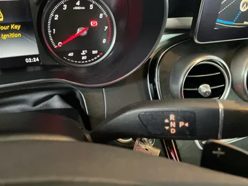 2019 Mercedes-Benz GLC - image 31