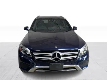 2019 Mercedes-Benz GLC - image 8