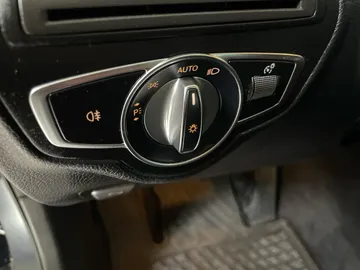 2019 Mercedes-Benz GLC - image 19