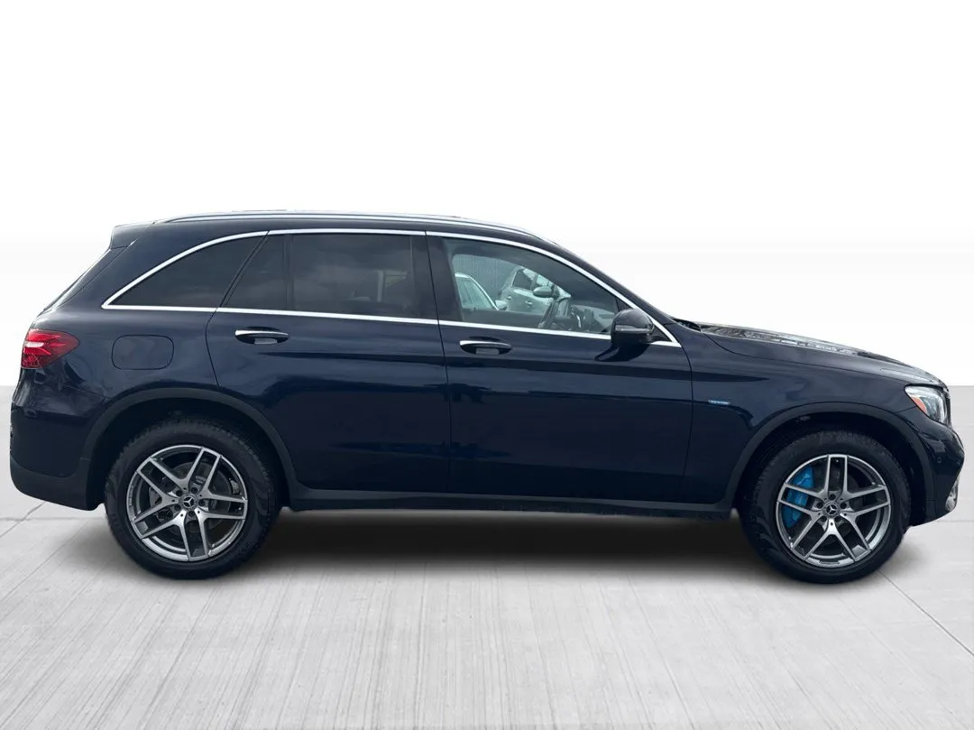 2018 Mercedes-Benz GLC — photo 2