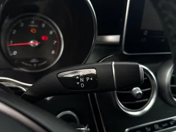 2018 Mercedes-Benz GLC - image 30
