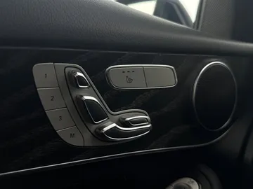 2018 Mercedes-Benz GLC - image 20