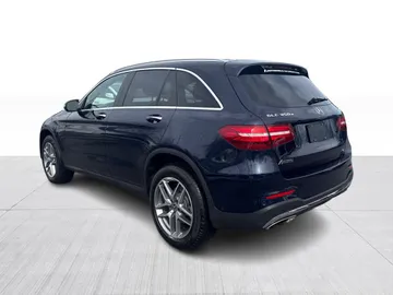 2018 Mercedes-Benz GLC - image 11
