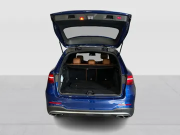 2019 Mercedes-Benz GLC - image 13