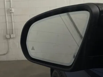 2019 Mercedes-Benz GLC - image 21