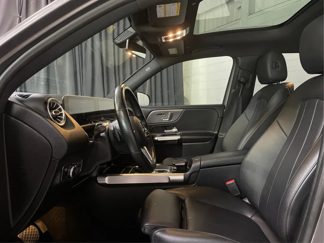 2020 Mercedes-Benz GLB — photo 3