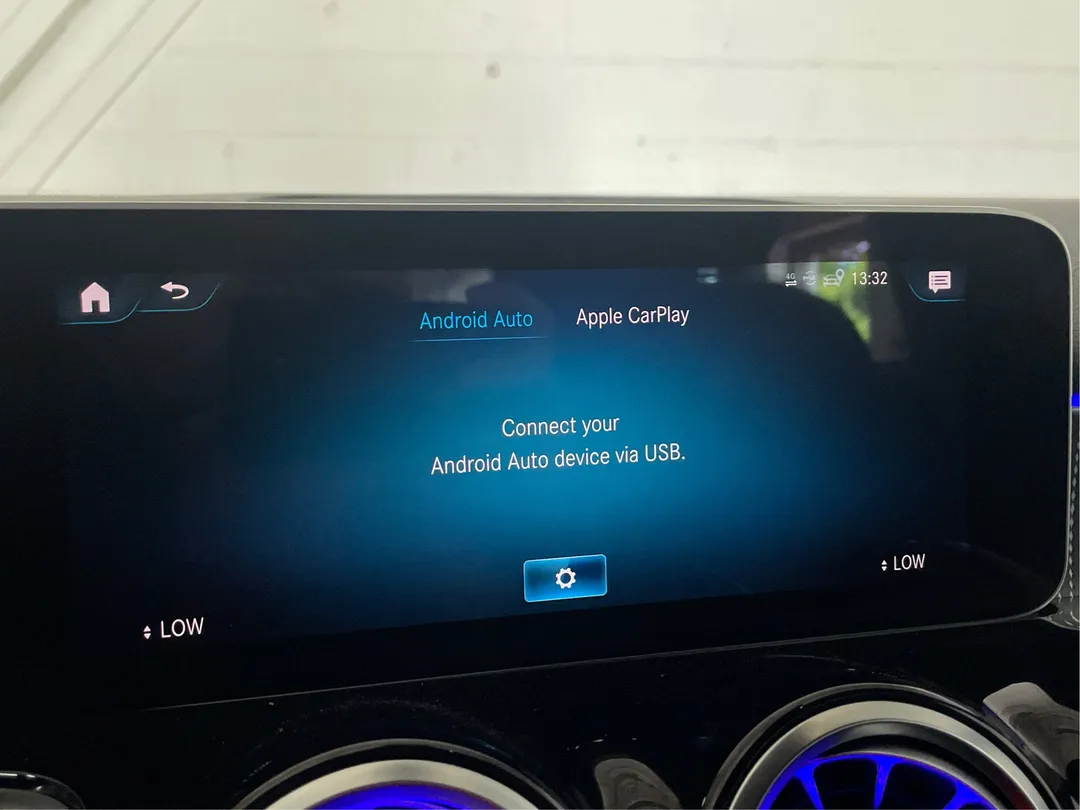 2020 Mercedes-Benz GLB — photo 7