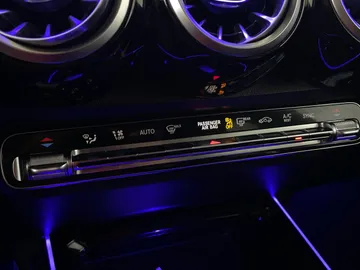 2020 Mercedes-Benz GLB - image 25