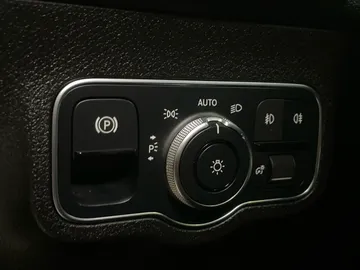 2020 Mercedes-Benz GLB - image 20
