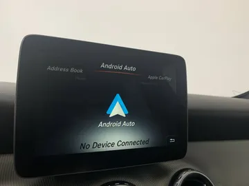 2017 Mercedes-Benz GLA - image 30