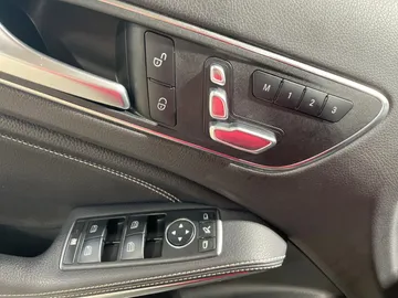 2018 Mercedes-Benz GLA - image 19