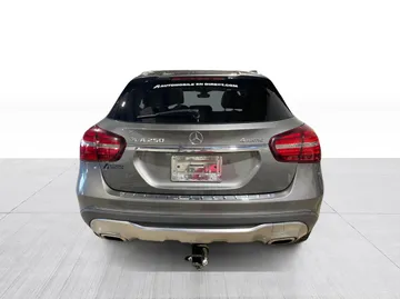 2018 Mercedes-Benz GLA - image 13