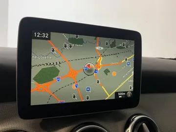 2018 Mercedes-Benz GLA - image 22