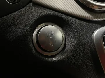 2016 Mercedes-Benz GLA - image 18