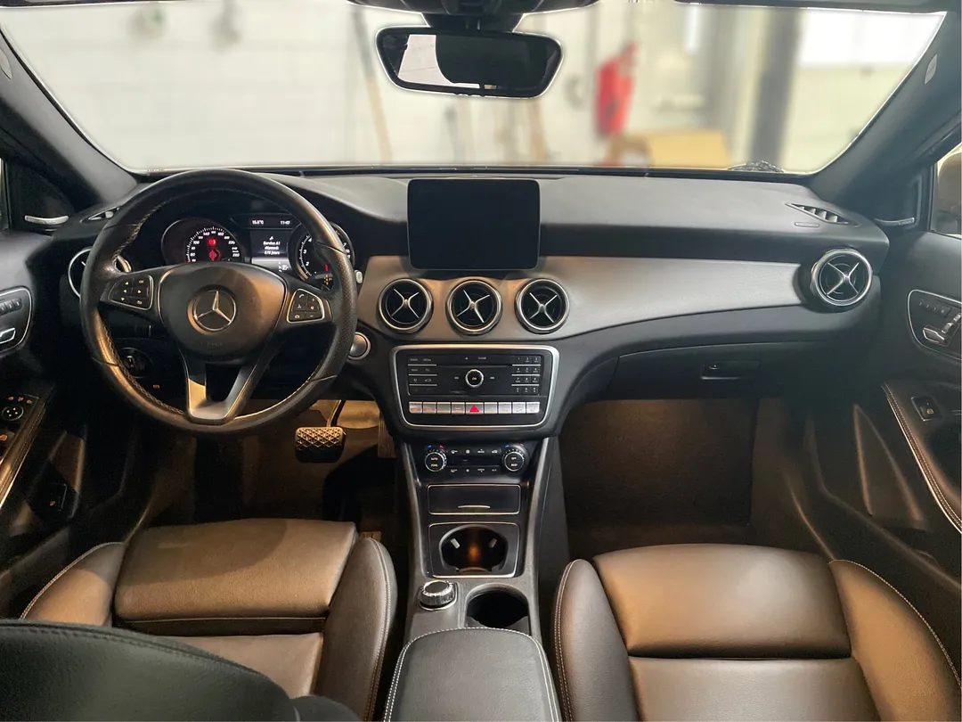 2018 Mercedes-Benz GLA — photo 4