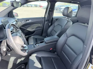 2019 Mercedes-Benz B-Class - image 8