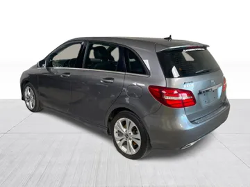 2018 Mercedes-Benz B-Class - image 11