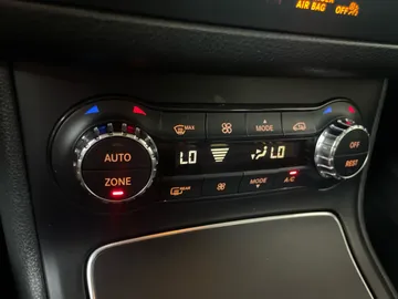 2018 Mercedes-Benz B-Class - image 25