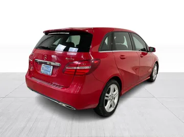2018 Mercedes-Benz B-Class - image 15