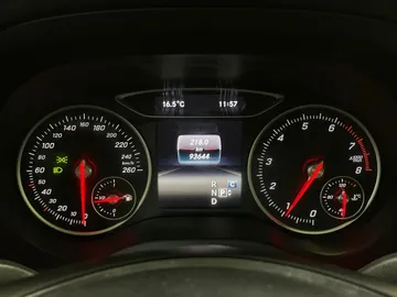 2018 Mercedes-Benz B-Class - image 18