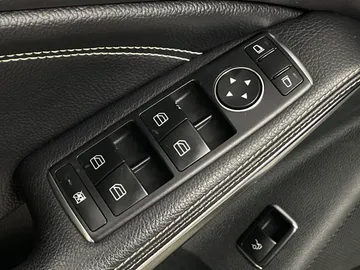 2018 Mercedes-Benz CLA - image 20