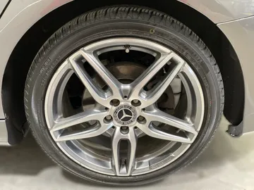 2019 Mercedes-Benz CLA - image 7