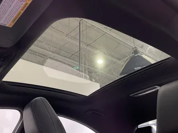 2019 Mercedes-Benz CLA - image 6