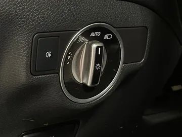 2019 Mercedes-Benz CLA - image 30