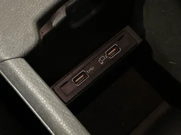 2018 Mercedes-Benz CLA - image 30