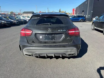 2018 Mercedes-Benz GLA - image 6