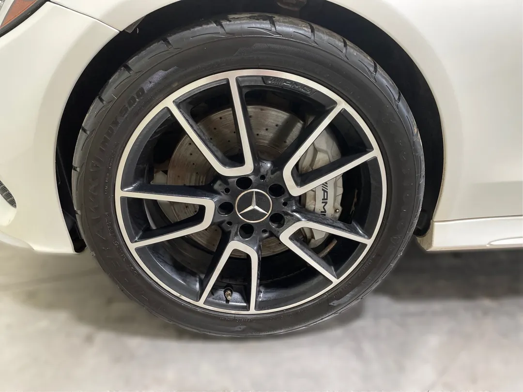 2017 Mercedes-Benz C-Class — photo 5