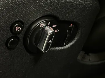2023 MINI Cooper - image 26