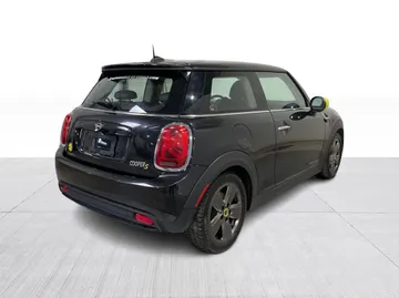 2023 MINI Cooper - image 14