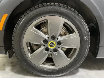 2023 MINI Cooper - image 6