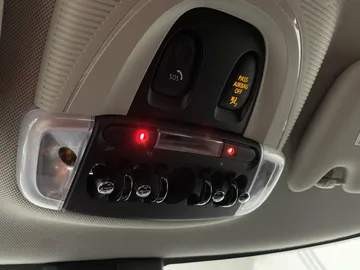 2023 MINI Cooper - image 16