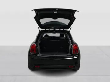 2022 MINI 3 Door - image 13